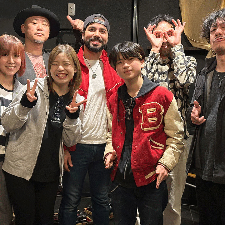 ギターという楽器で、各々が全く違う音色を奏でる大変に面白いイベントだった。