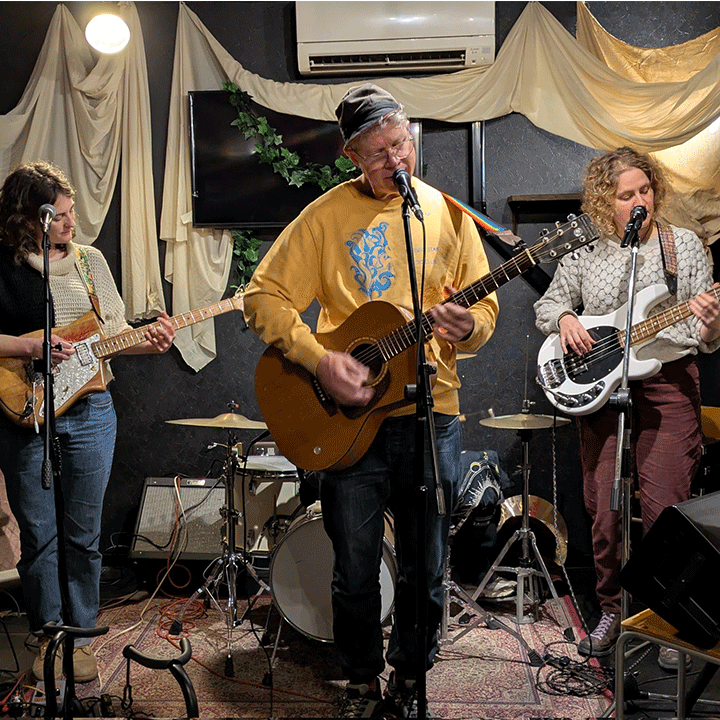 昨日はMORNINGSTAR MUSIC CLUB fromパリ