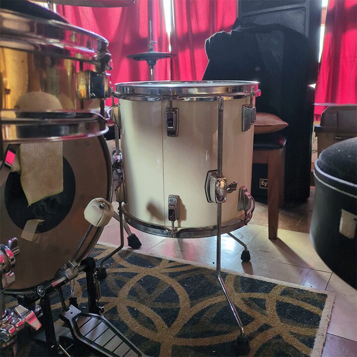 ウチのドラムセットはちょっと特殊で