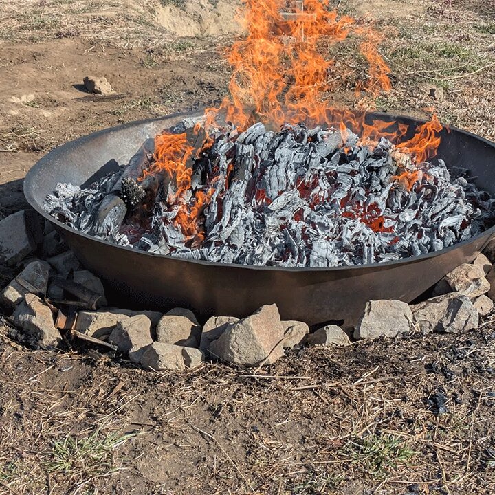 竹やぶ整備して竹炭作りを始めました！